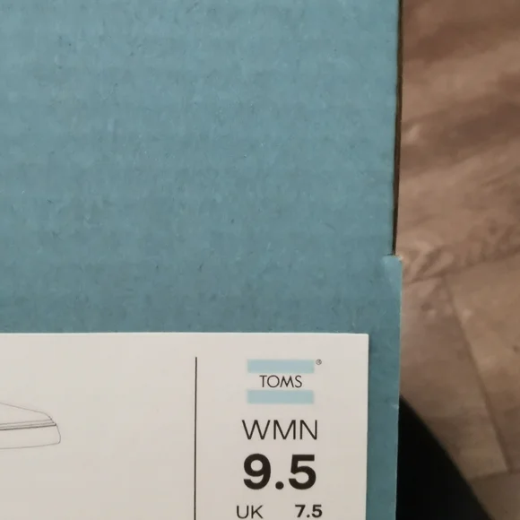 BNWT Toms Paxton slip on size 9.5 - Picture 6 of 8